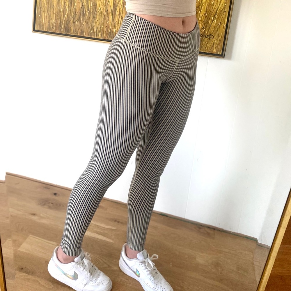 Lululemon Wonder Under Striped Leggings Size 4